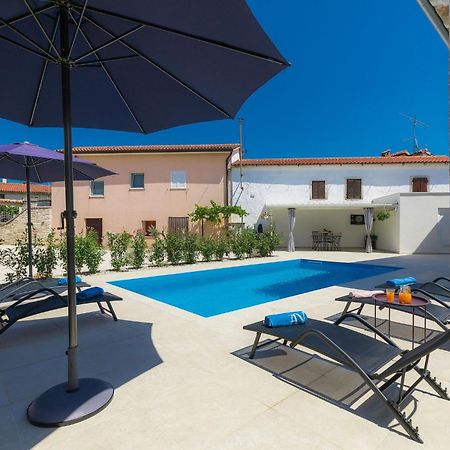 Holiday Home Villa Karmen Sveti Petar u Sumi Exterior foto