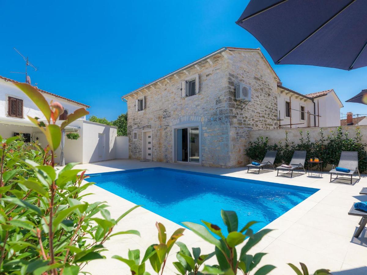 Holiday Home Villa Karmen Sveti Petar u Sumi Exterior foto